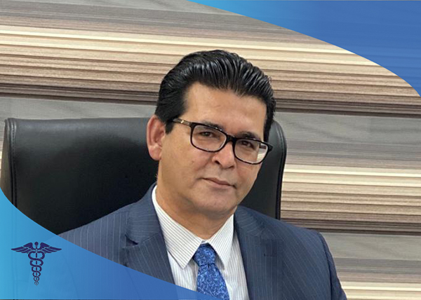 دکتر صابر منصوری دکتر جراح لیفت سینه در شیراز