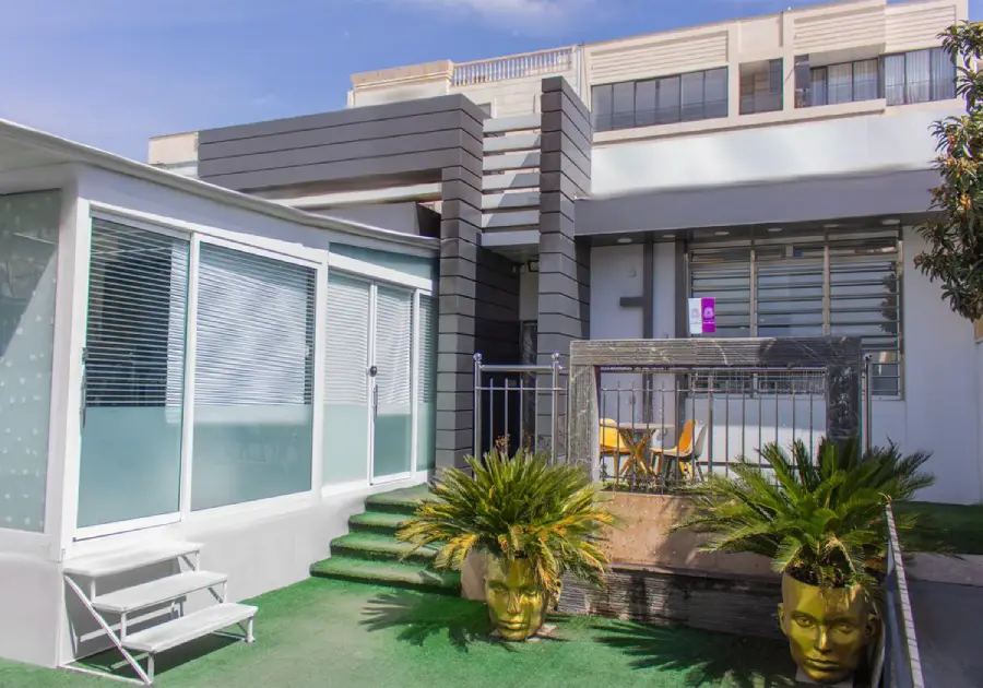 کلینیک زیبایی پارسه